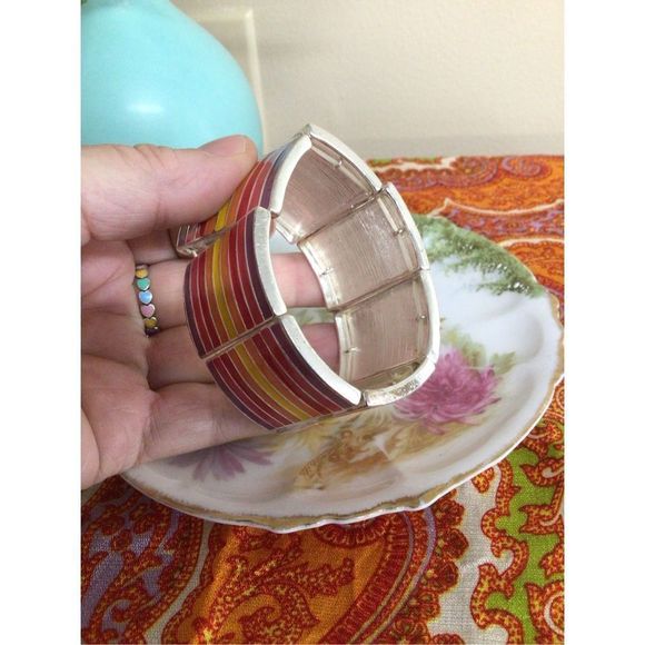 Vintage Enamel Pride Bracelet Stretch Rainbow Chunky Metal ~ Excellent - Picture 3 of 11